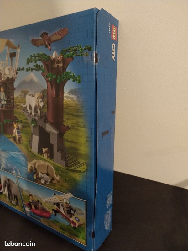 LEGO City 60307 : Le camp de sauvetage des animaux sauvages (image 4)