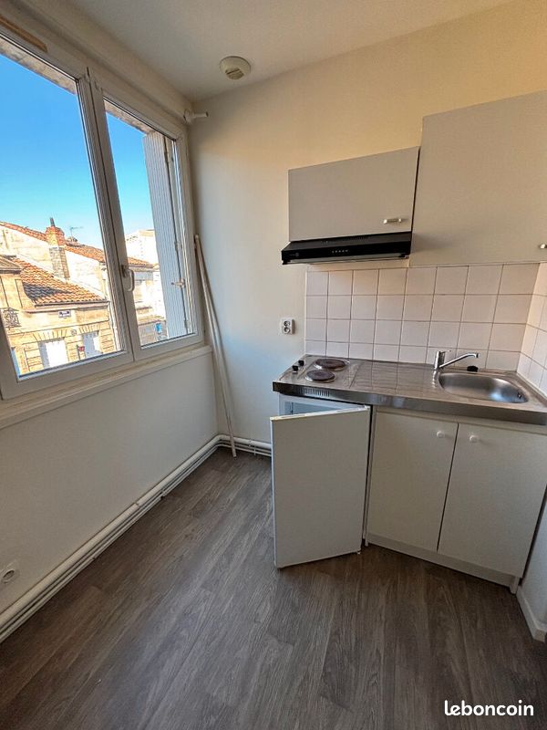 Appartement 1 pièce 13 m² · à Bordeaux · 13 m² · 320 €/mois