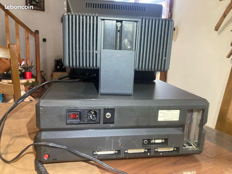 Commodore Commodore 1084S - monitor - Sin la caja original - Catawiki