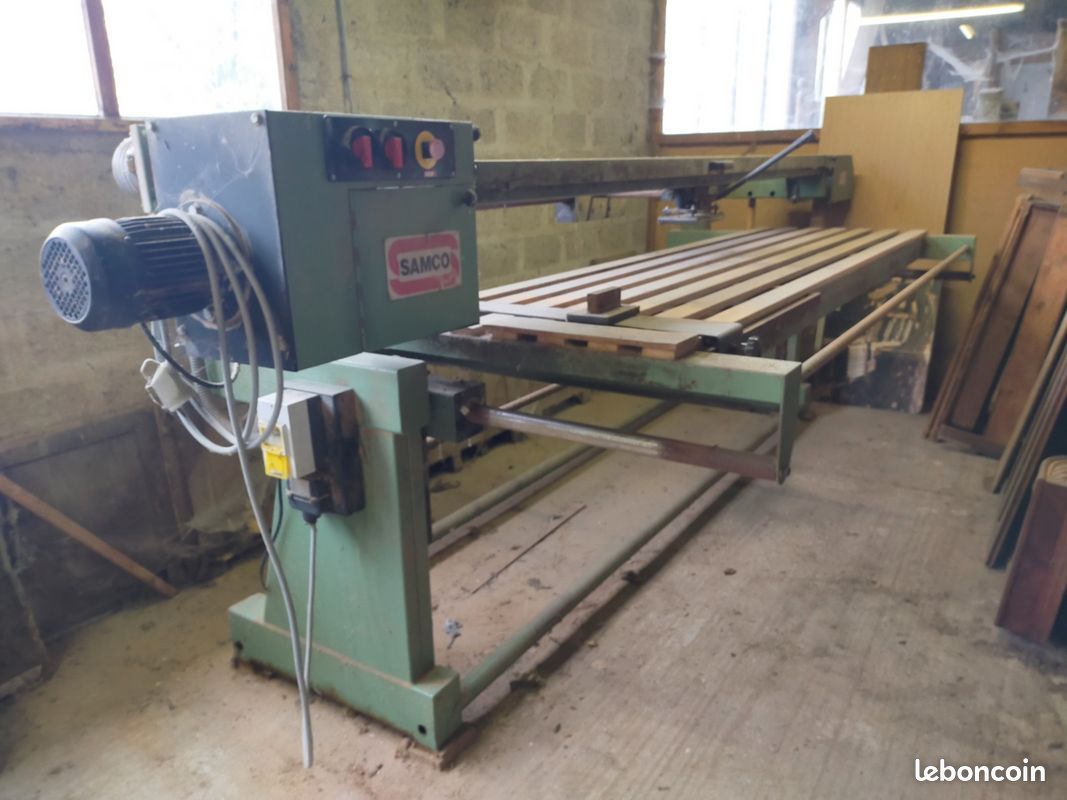 Machine à bois - ponceuse à bandes (image 1)