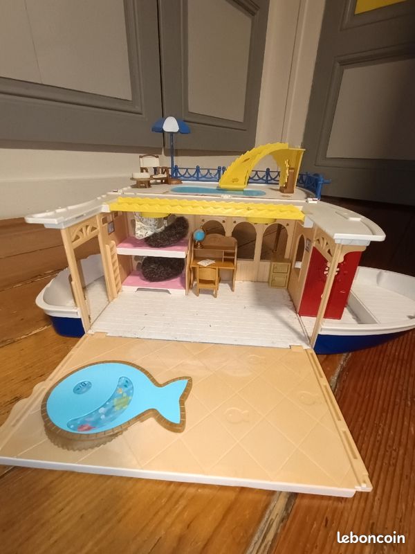 Bateau sylvanian families (image 1)
