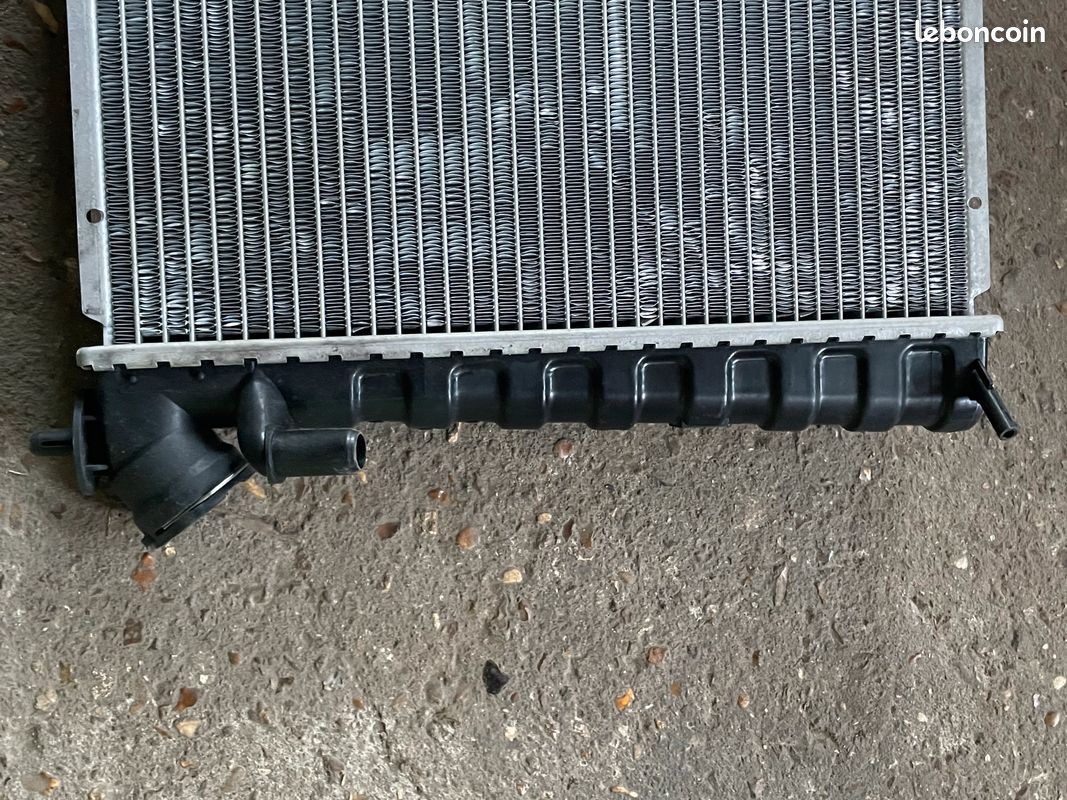 Radiateur moteur neuf Citroen Berlingo Peugeot Partner (image 4)