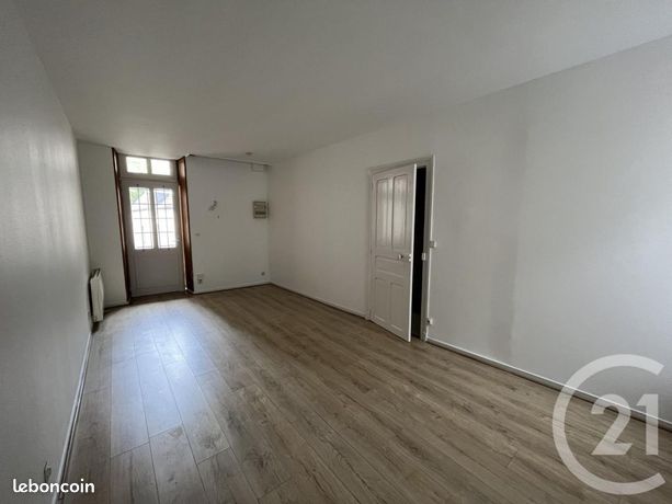 Studio 1 pièce 29 m²