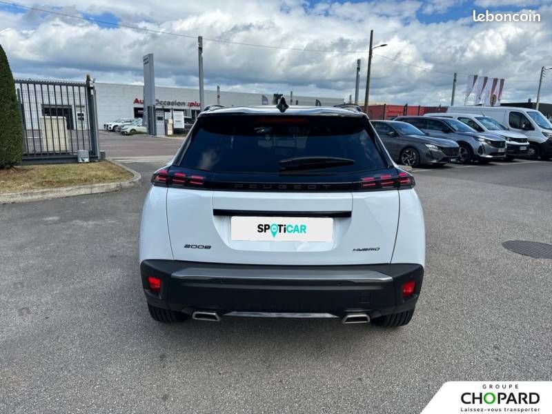 Peugeot 2008 Hybrid 145 e-DCS6 GT Exclusive (image 29)