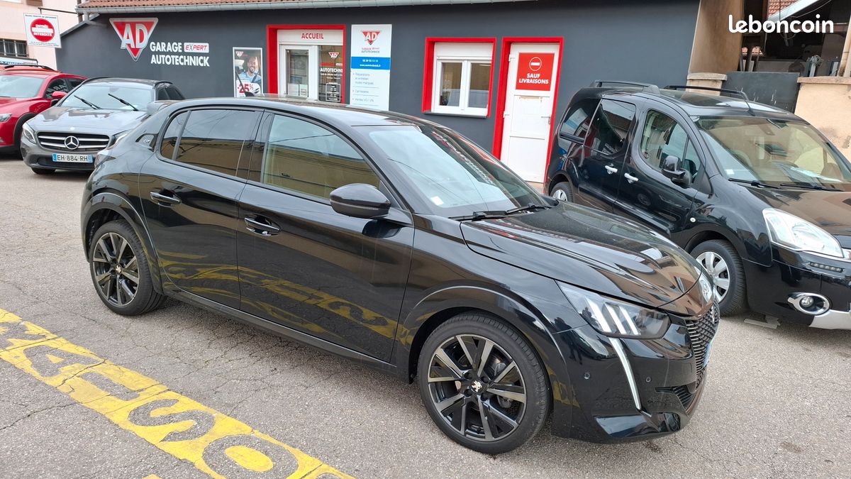 VENDS PEUGEOT GT 208 II 130cv EAT8 S&S (image 5)