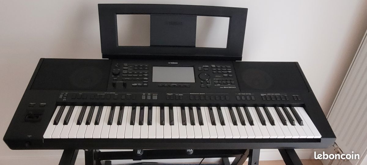 Clavier arrangeur Yamaha (image 1)