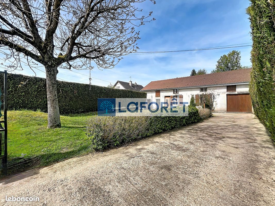 Maison 6 pièces 168 m² · à Ville-en-Blaisois · 168 m² · 130 000 €