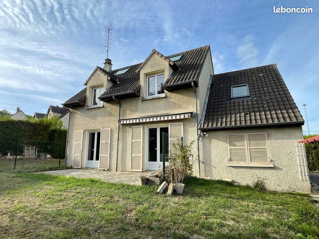 Maison 5 pièces 107 m² · à Rosny-sur-Seine · 107 m² · 294 000 €