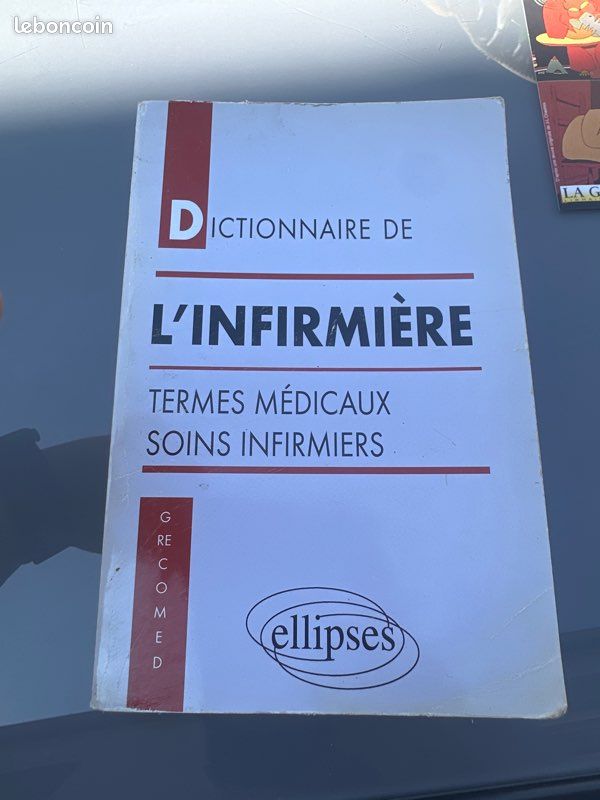 Livre infirmière (image 2)