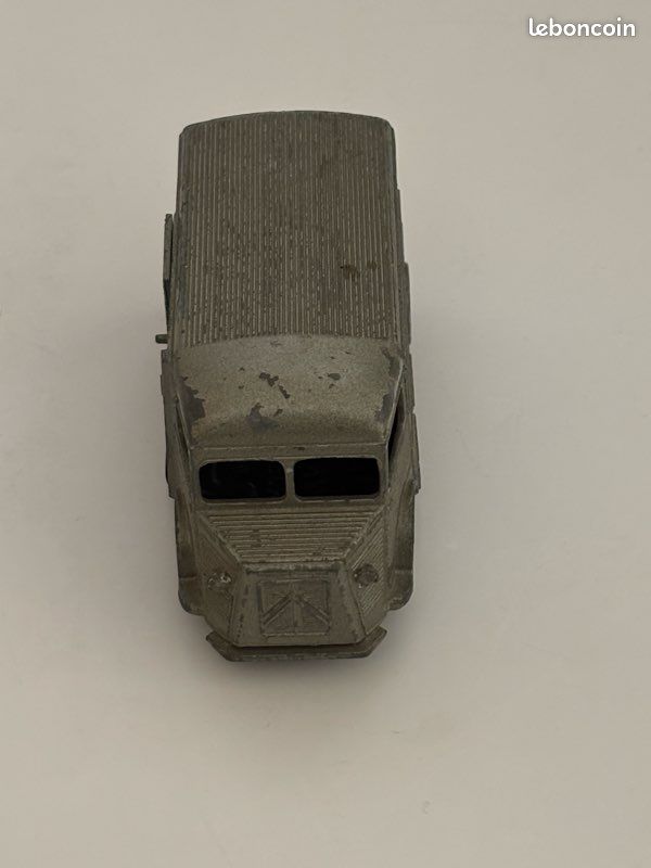 Dinky Toys F n° 25C Citroën 1200 Kg tube 1/43 peu sorti