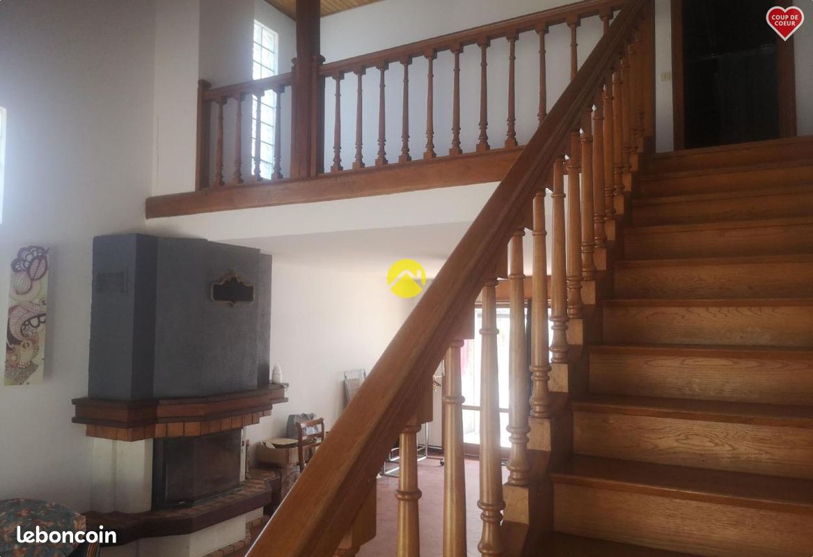 Maison 6 pièces 154 m² · à Bléneau · 154 m² · 181 000 €