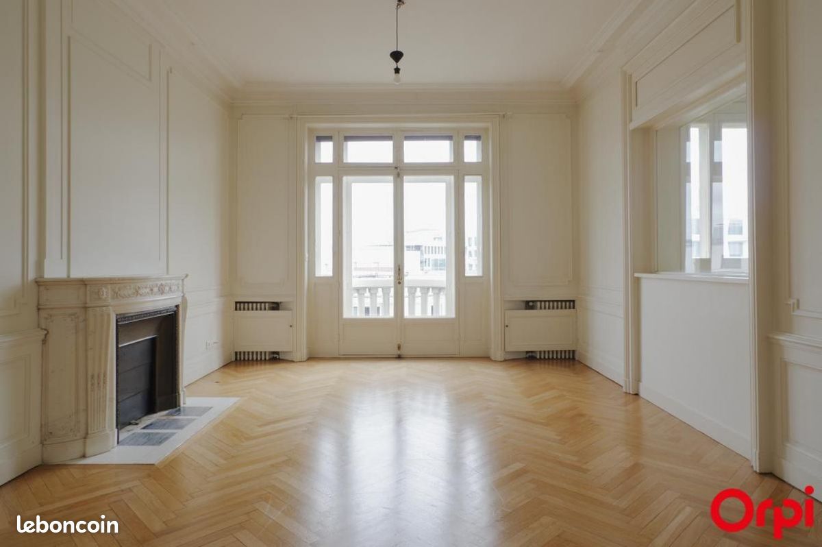 Appartement 4 pièces 104 m² · à Lyon · 104 m² · 1 450 €/mois