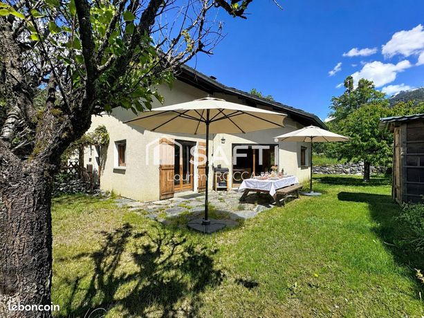 Maison 6 pièces 230 m²