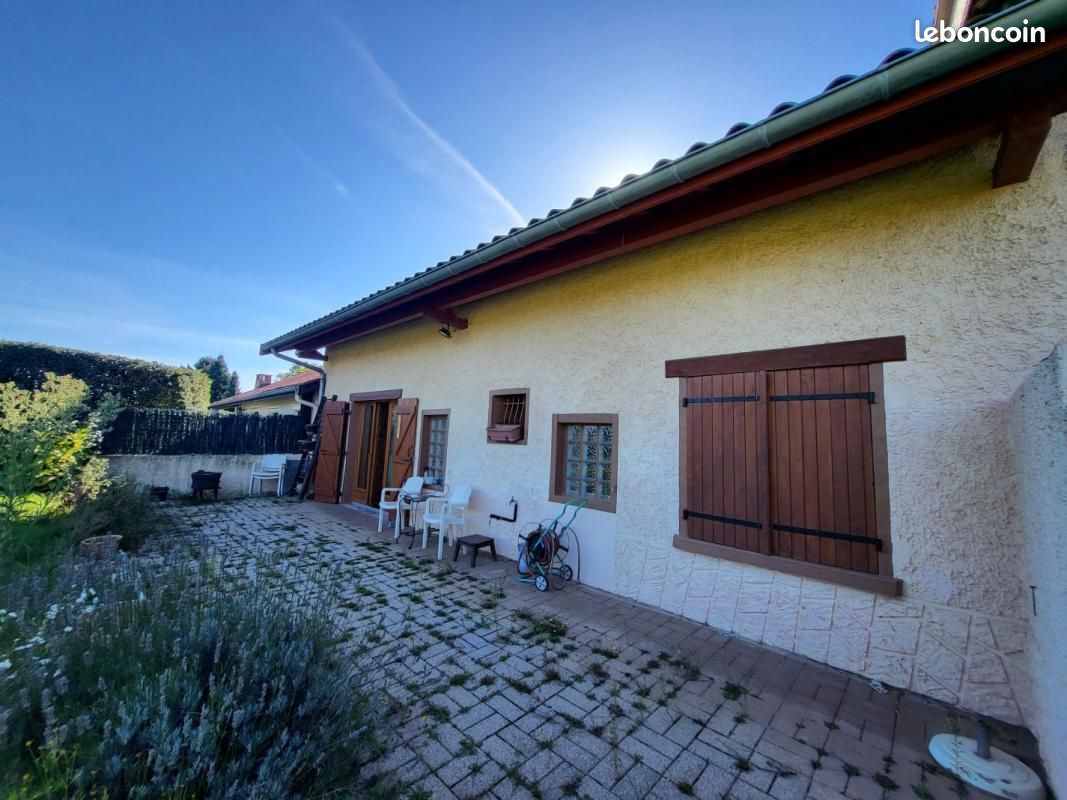 Maison 4 pièces 106 m² · à Chalamont · 106 m² · 215 000 €