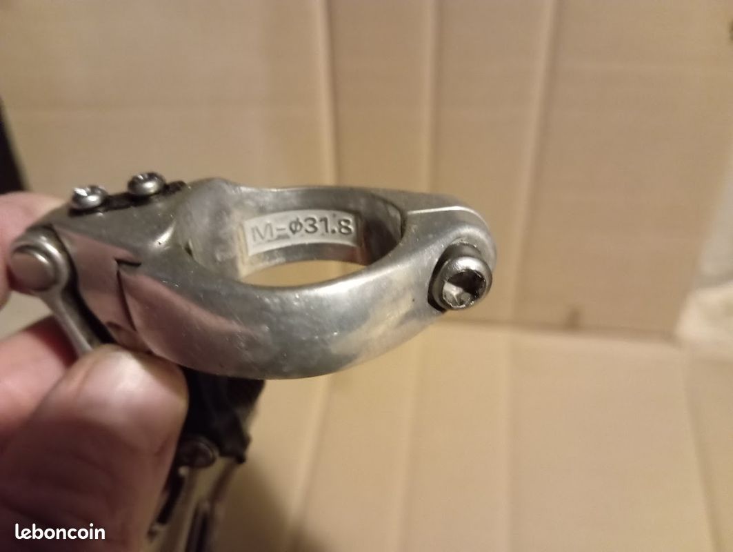 Shimano Deore Derailleur Arriere Argent 2010 gris Pièces détachées