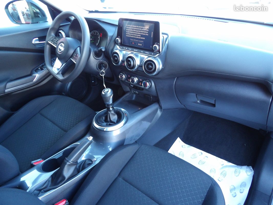 Nissan JUKE 1.0 DIG-T 114CH BUSINESS EDITION 2021 (image 19)