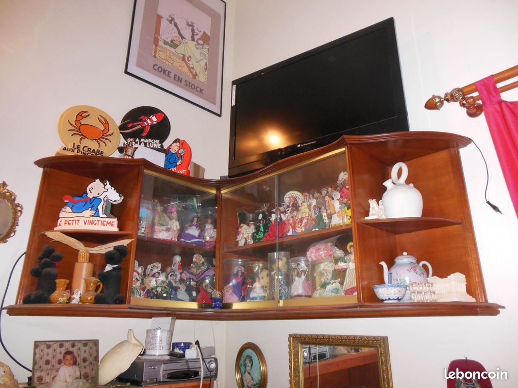 Vitrine angle merisier (image 1)