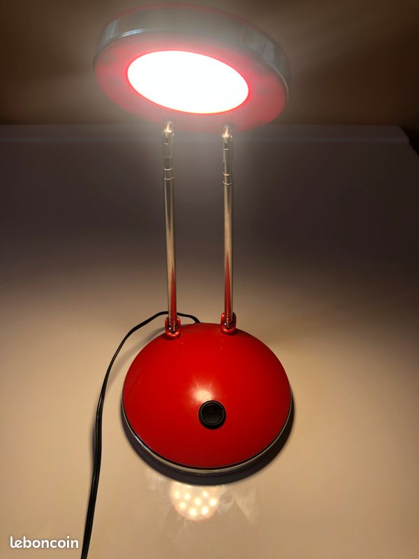 Lampe de bureau réglable (image 2)