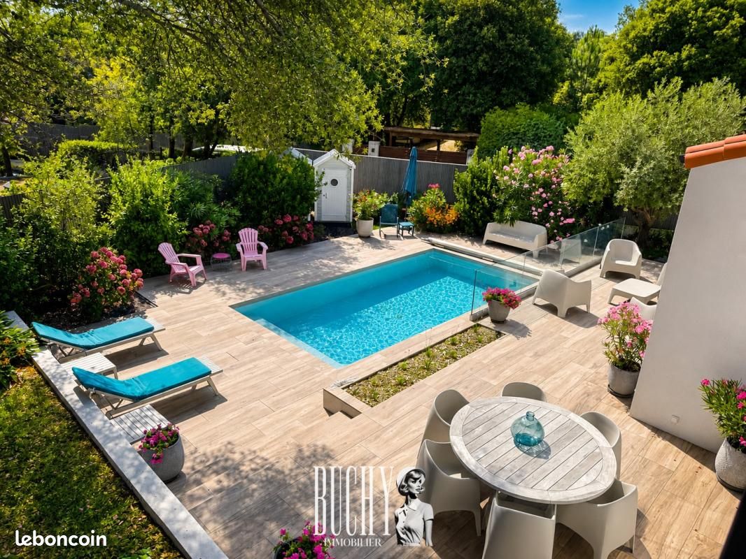 Maison 7 pièces 261 m² · à Les Sables-d'Olonne · 261 m² · 1 996 000 €