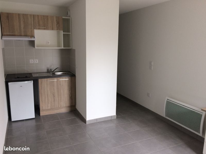 Studio 1 pièce 21 m² - Isle 87170 (image principale 0)