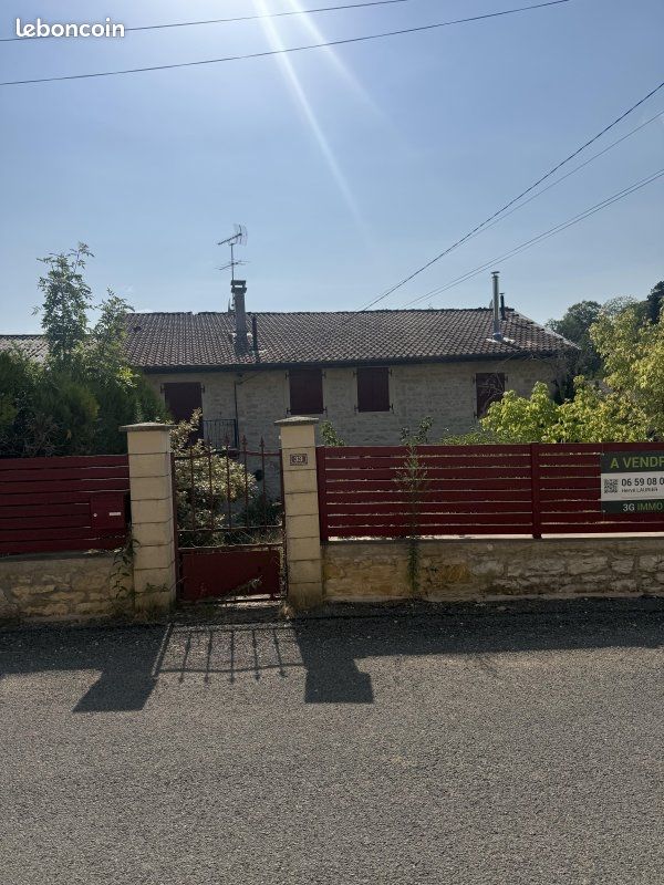 Maison 6 pièces 142 m² · à Challes-la-Montagne · 142 m² · 198 000 €