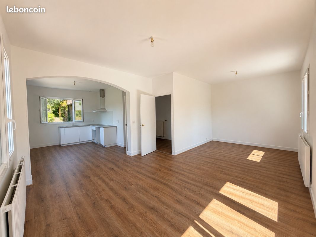 Maison 6 pièces 141 m² · à Layrac · 141 m² · 241 500 €