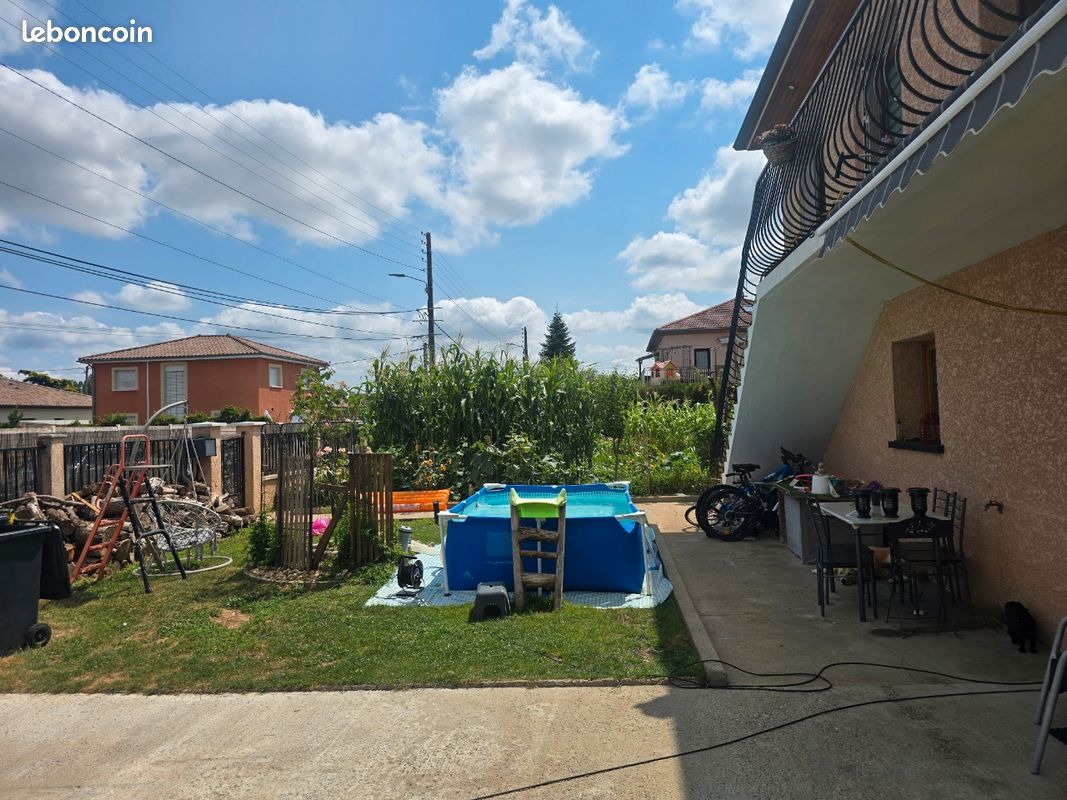 Maison 8 pièces 90 m² · à Jonage · 90 m² · 509 000 €