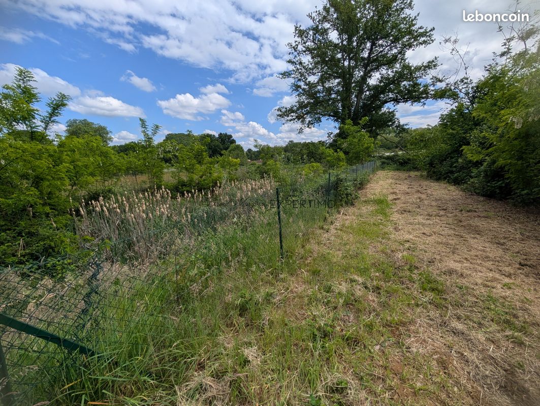 Terrain 2268 m² · à Gorrevod · 2 268 m² · 35 000 €