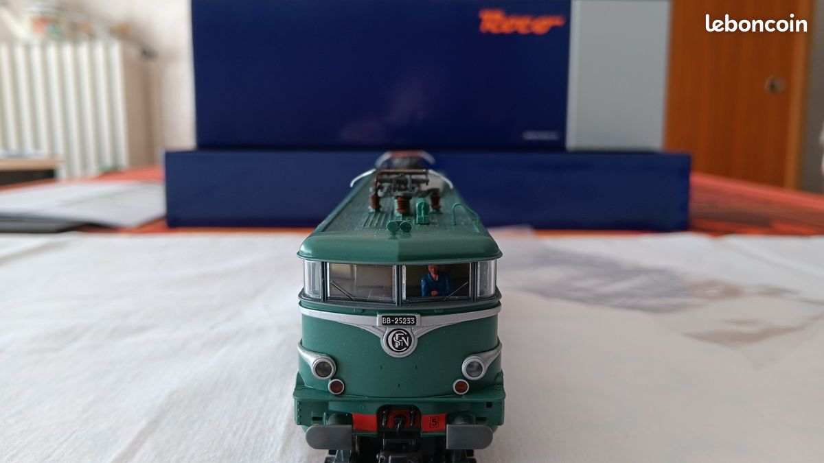 ROCO 43562 HO - Locomotive type BB 9300 ep IV SNCF - 9318 - Roco