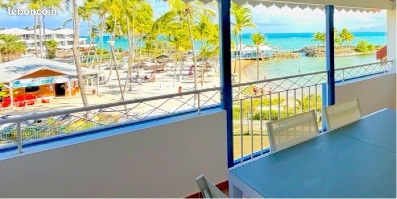 Appartement 4 pièces 102 m² · à Le Gosier · 102 m² · 2 450 €