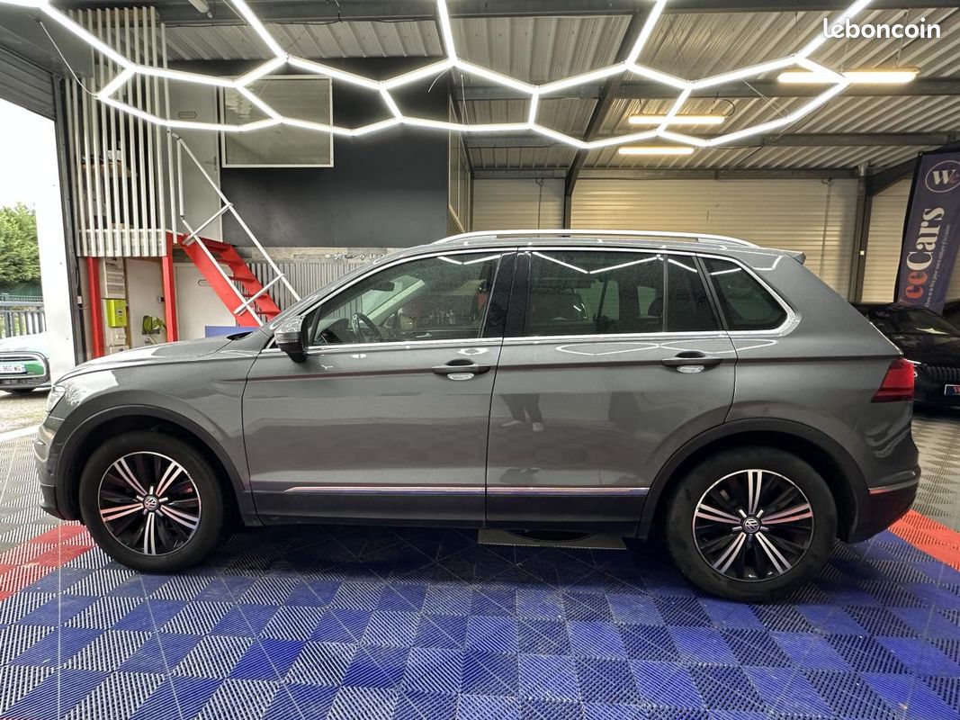 VOLKSWAGEN TIGUAN 2.0 16V TDI BlueMotion - 150 - BV DSG 7 2016 Carat Exclusive PHASE 1 (image 20)