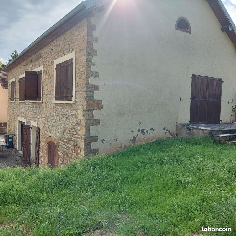 Maison 7 pièces 132 m² · à Pelousey · 132 m² · 220 000 €
