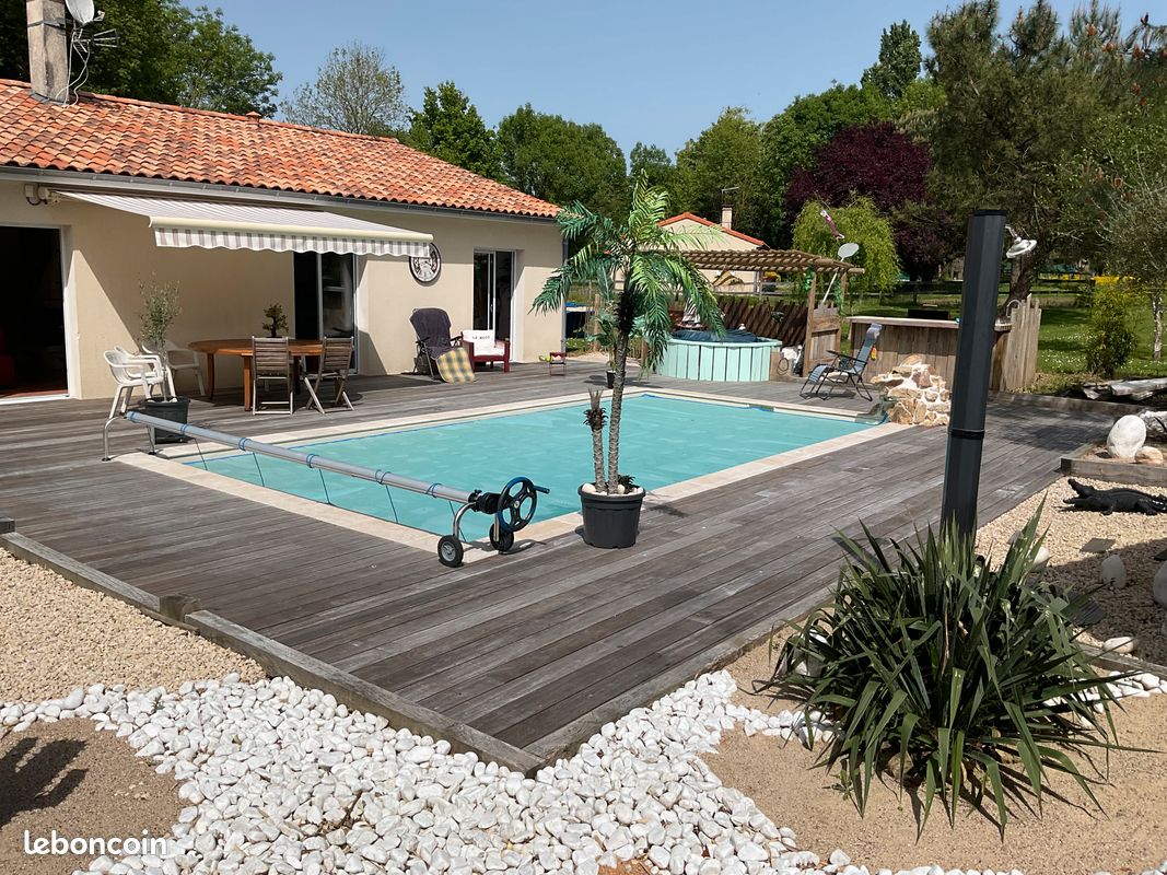 Maison 5 pièces 115 m² · à Chiché · 115 m² · 1 200 €