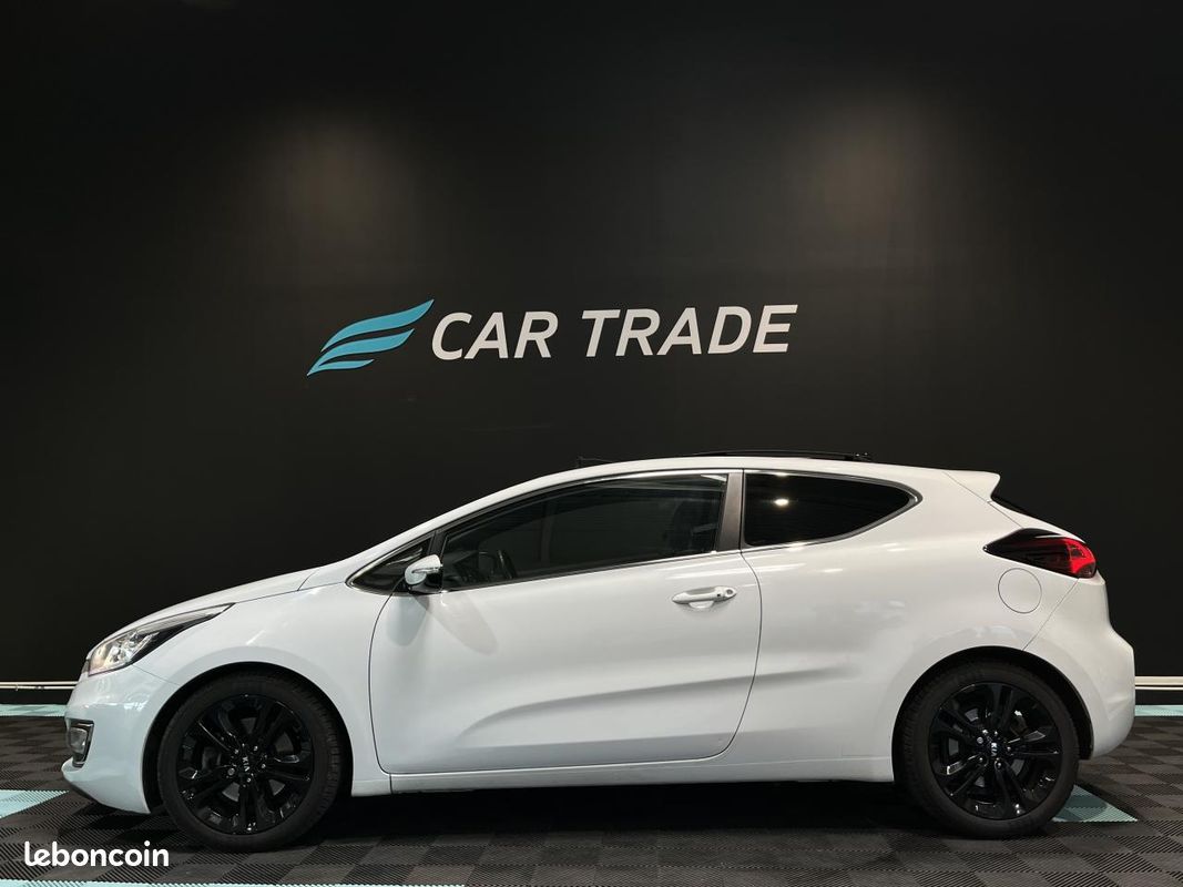 KIA PROCEED Pro Ceed 1.6 COUPE SPORT - TOIT OUVRANT - CAMÉRA DE RECUL (image 2)
