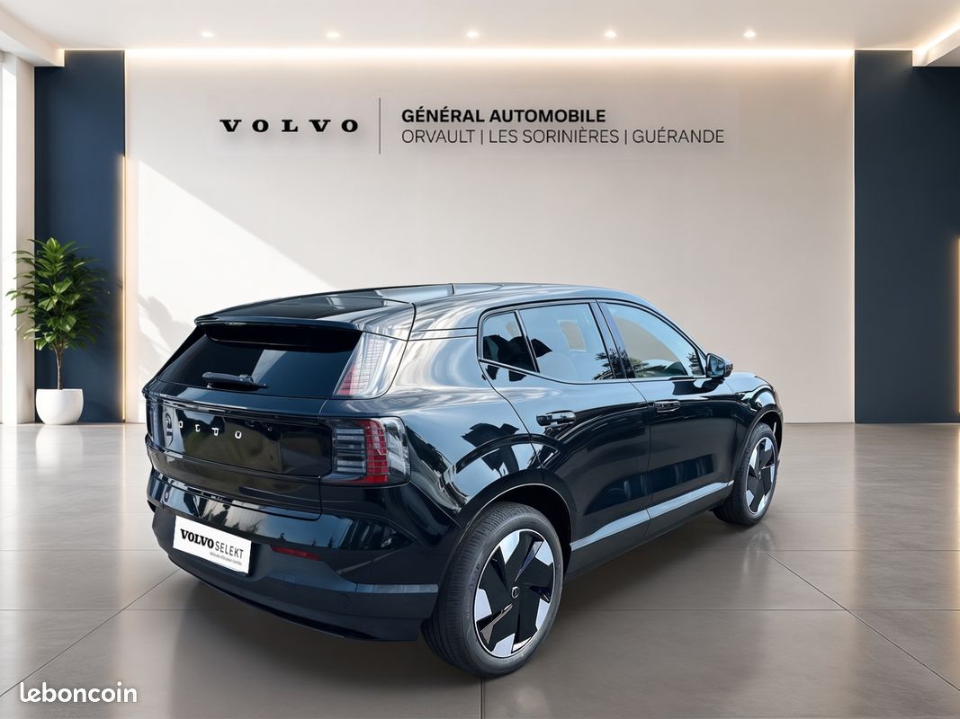 VOLVO EX30 P5 Long Range 272 ch Plus (image 5)
