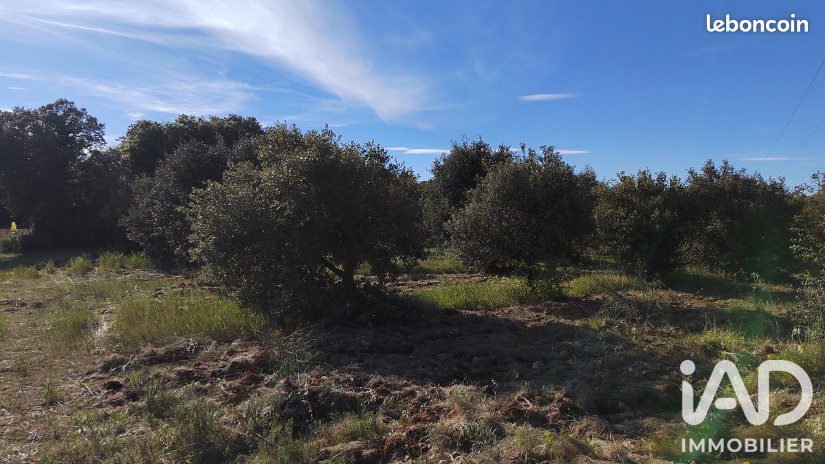 Terrain 4300 m² · à Sérignan-du-Comtat · 4 300 m² · 28 000 €
