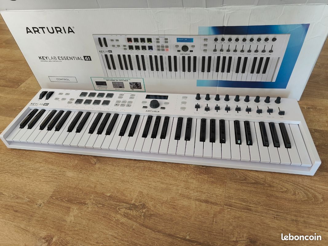 Keylab Essential 61 clavier (image 1)
