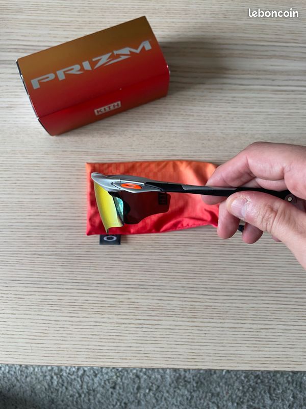Lunettes Oakley x Kith M2 Frame XL (image 3)