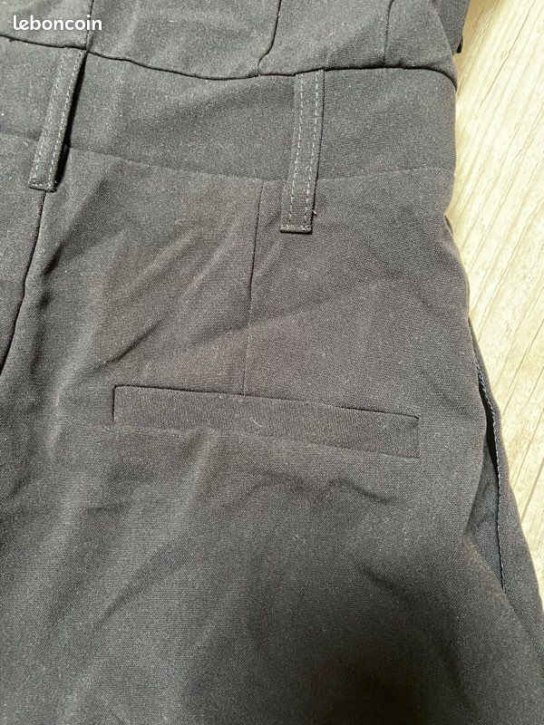 Combinaison pantalon bustier noire (image 7)