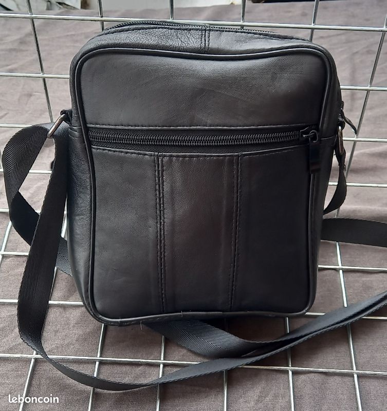 Sac bandoulière neuf cuir d'agneau (image 2)
