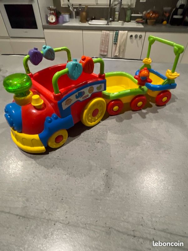 Train des animaux Fisher Price bon état (image 1)