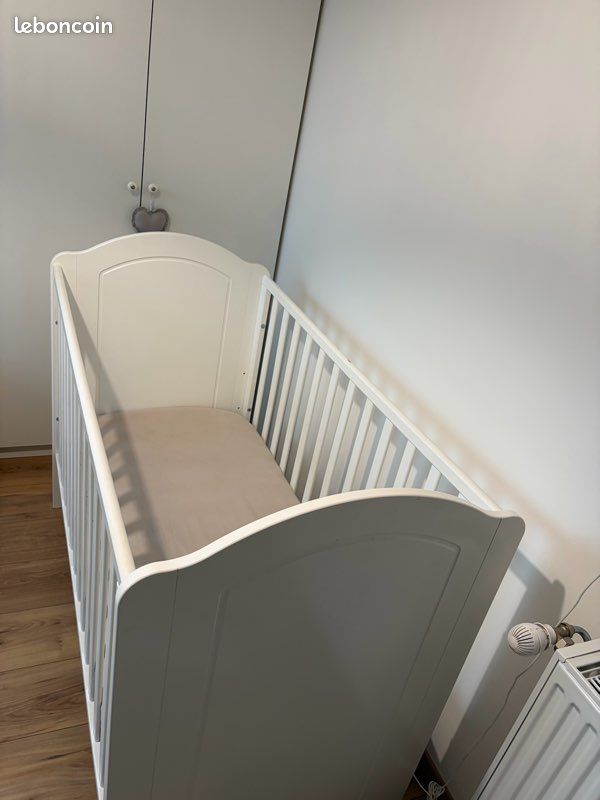 Lit bébé (image 2)