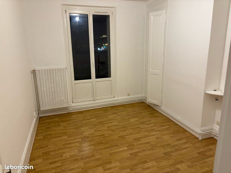 Appartement a louer chalons-en-champagne - 3 pièce(s) - 53 m2 - Surfyn