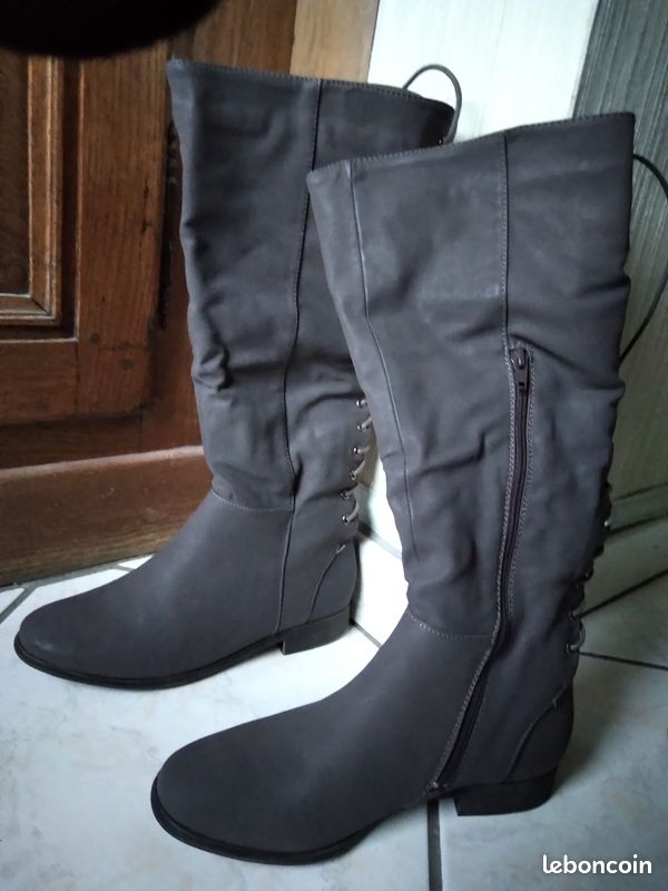 Bottes femmes neuves grises en cuir (image 4)