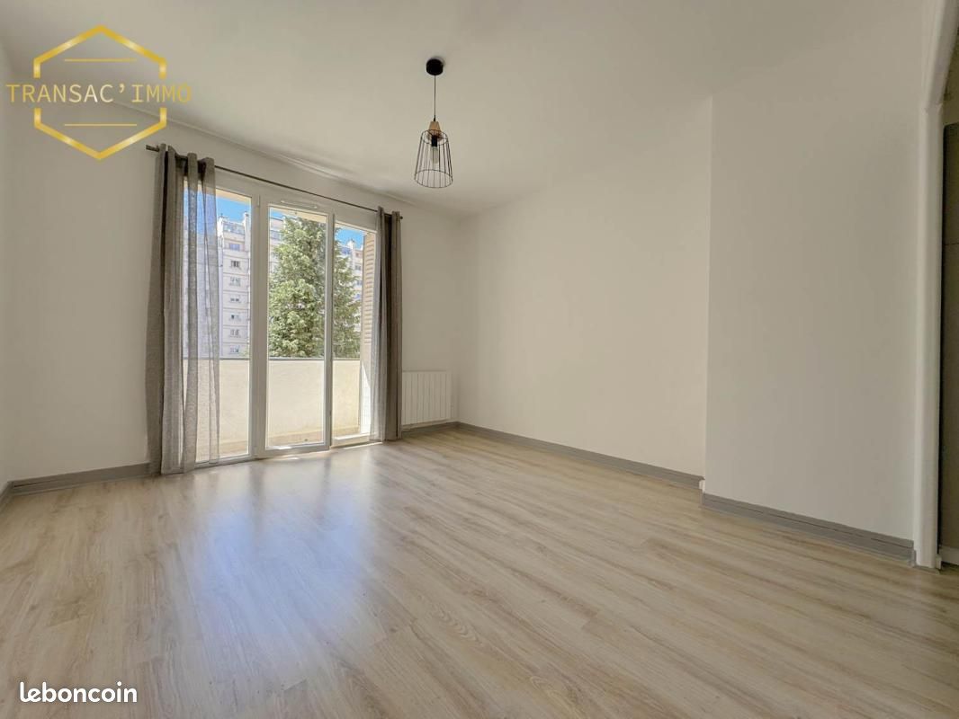 Appartement 1 pièce 23 m² · à Grenoble · 23 m² · 69 000 €