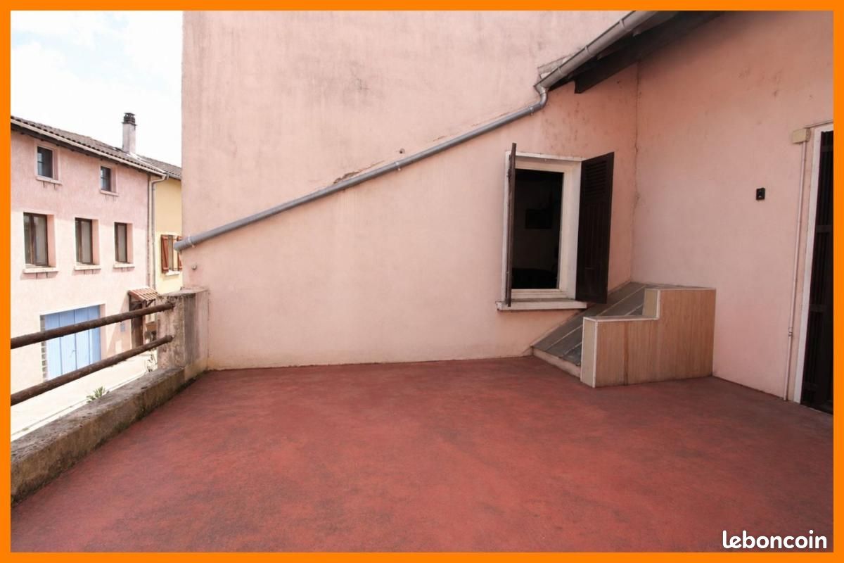 Maison 6 pièces 139 m² · à Montluel · 139 m² · 215 000 €