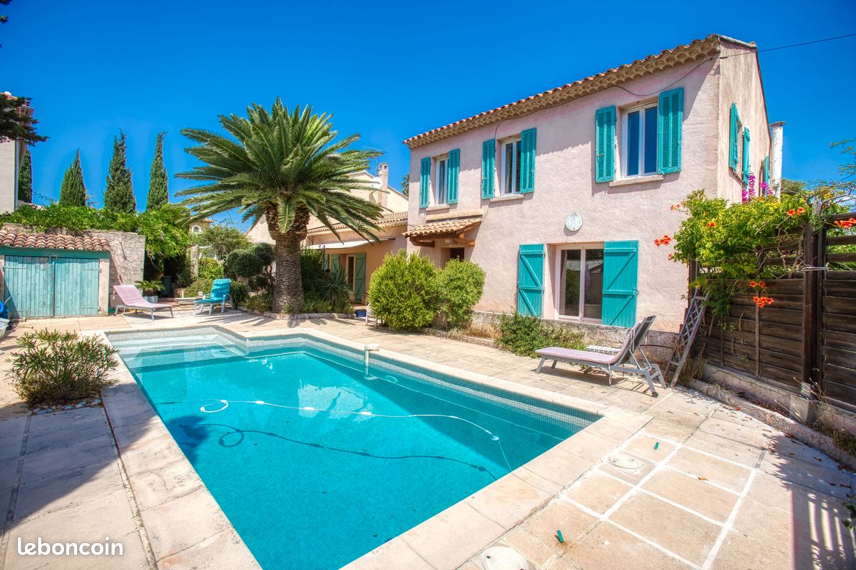 Maison 4 pièces 158 m² · à La Seyne-sur-Mer · 158 m² · 625 000 €