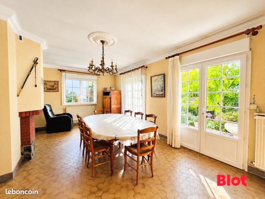 Maison 8 pièces 217 m² · à Saint-Malo · 217 m² · 498 750 €
