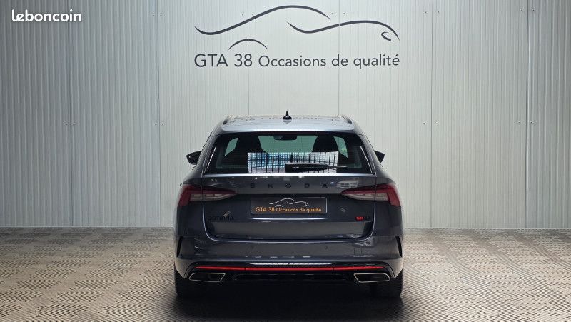 Skoda OCTAVIA COMBI 2.0 TDI 200CH RS DSG7 (image 6)