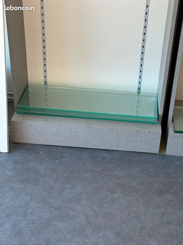 Tablette en verre (image 2)